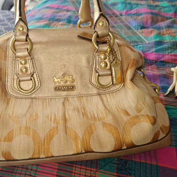 Coach Gold Ikat Op Art - Picture 8 of 15